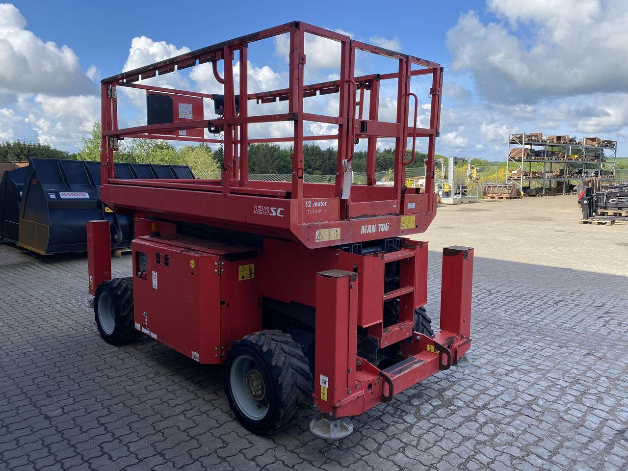 Manitou 120SC - Nůžková plošina: obrázek 5 Manitou 120SC - Nůžková plošina: obrázek 5