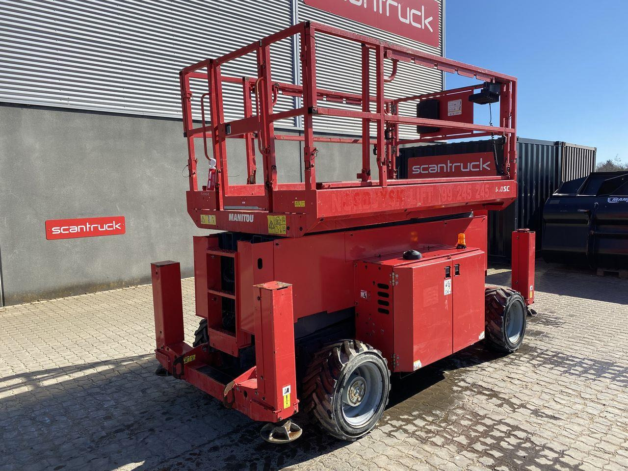 Manitou 140SC - Nůžková plošina: obrázek 1 Manitou 140SC - Nůžková plošina: obrázek 1
