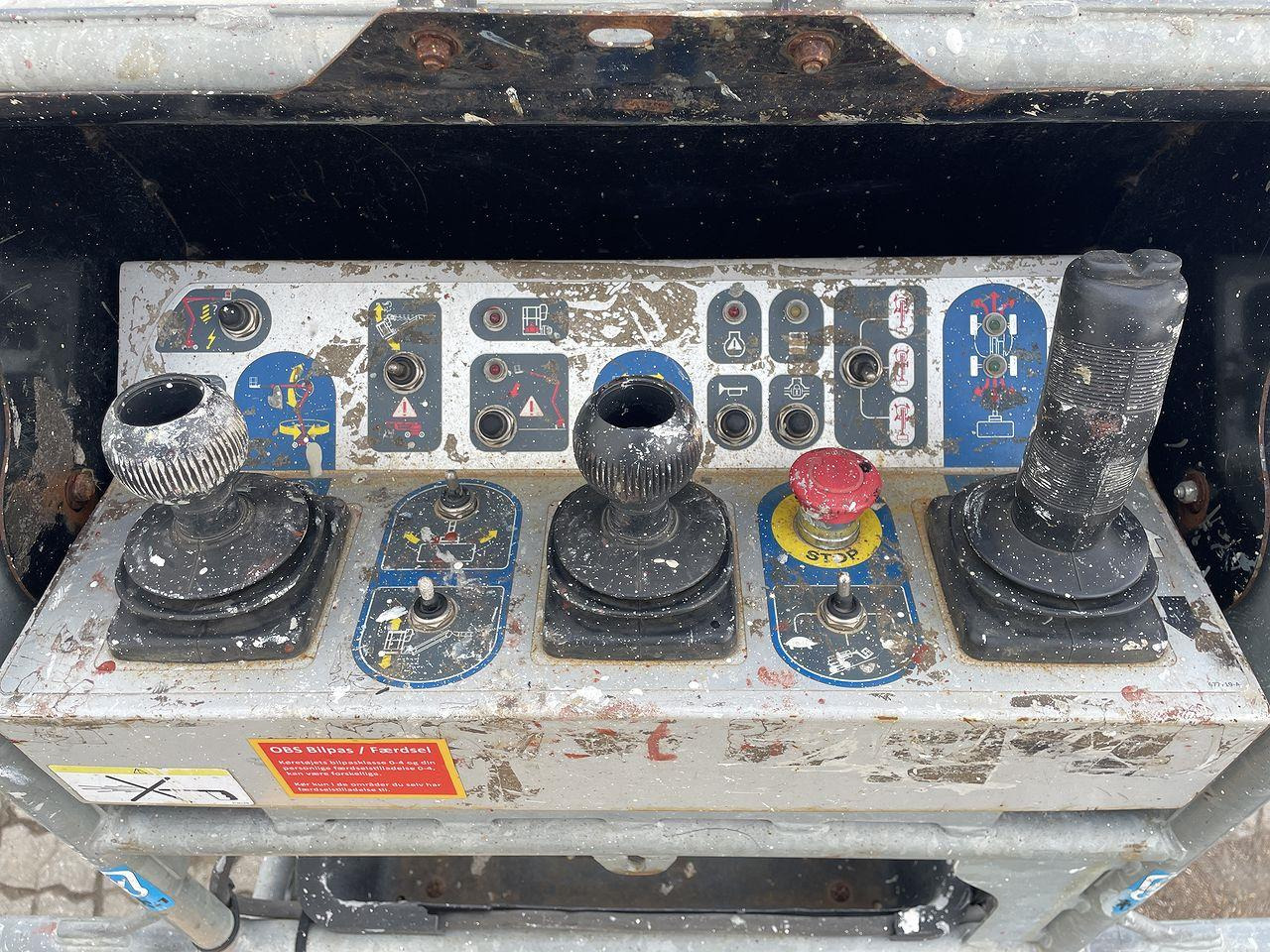 Manitou 160ATJ RC - Kloubová plošina: obrázek 3 Manitou 160ATJ RC - Kloubová plošina: obrázek 3