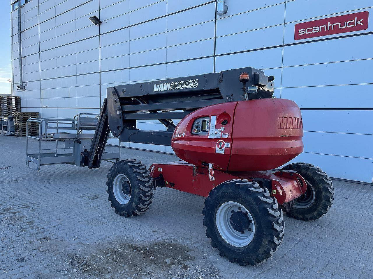 Manitou 160ATJ+ RC - Kloubová plošina: obrázek 2 Manitou 160ATJ+ RC - Kloubová plošina: obrázek 2