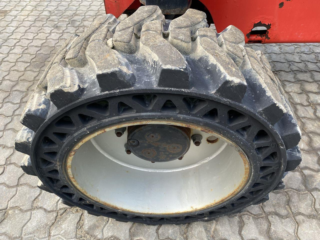 Kloubová plošina Manitou 160ATJ RC: obrázek 7