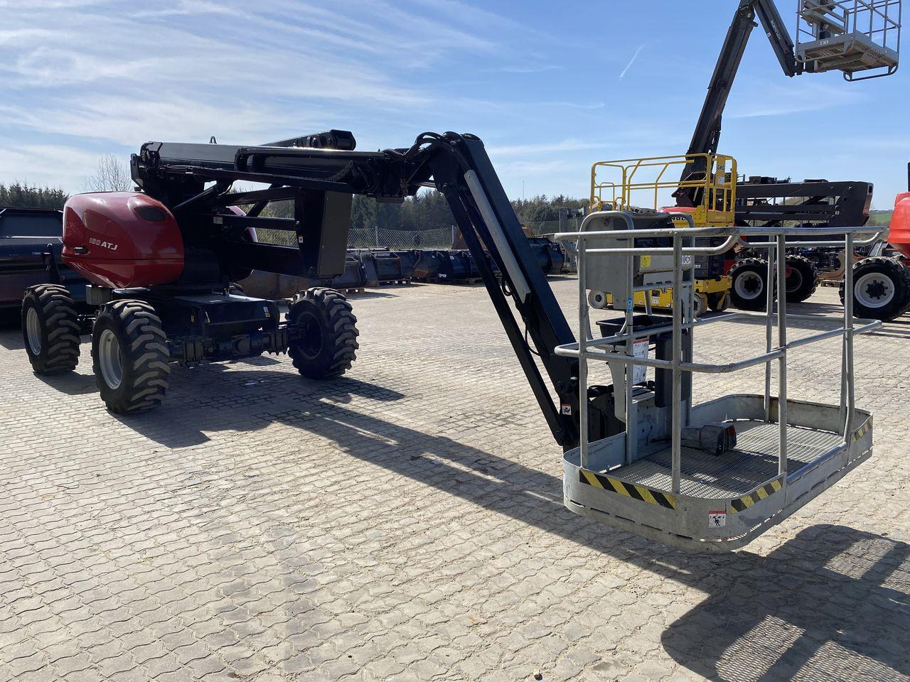 Manitou 180ATJ 2 RC - Kloubová plošina: obrázek 5 Manitou 180ATJ 2 RC - Kloubová plošina: obrázek 5