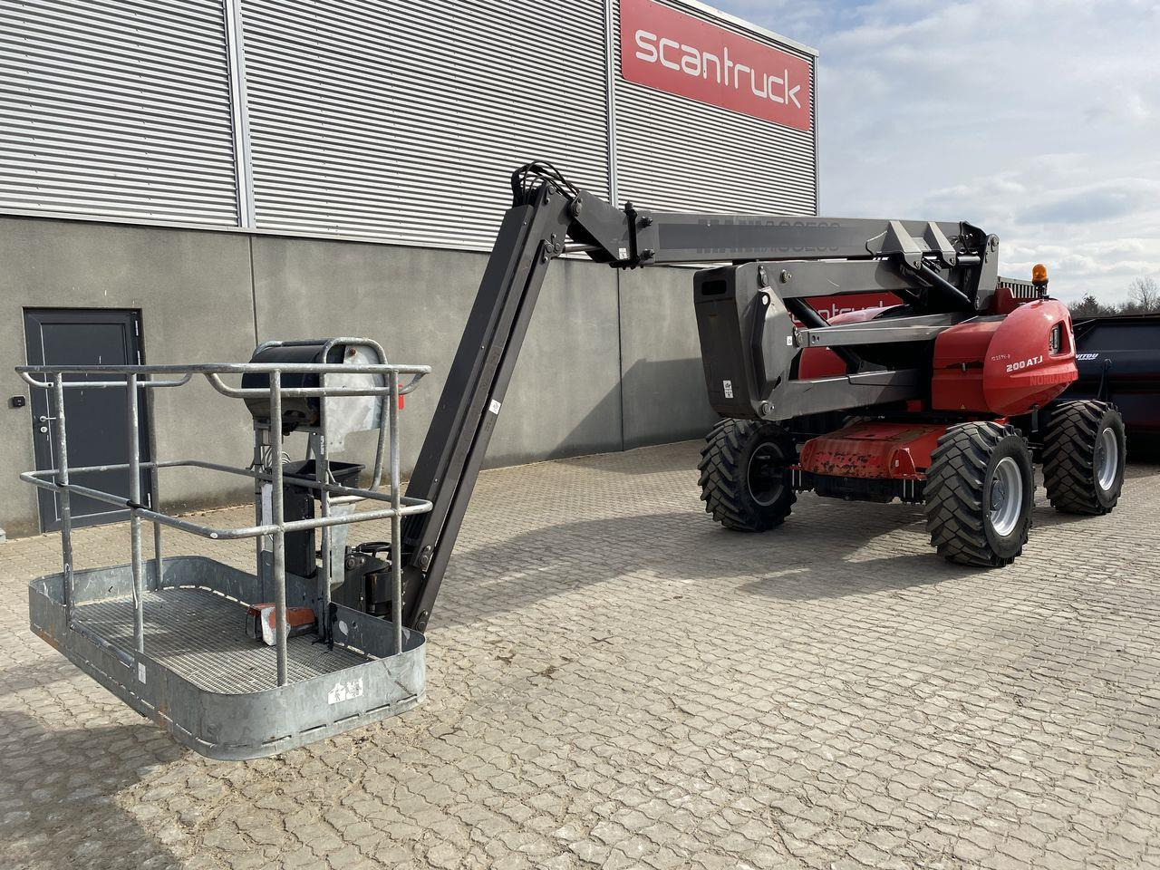 Manitou 200ATJ RC - Kloubová plošina: obrázek 1 Manitou 200ATJ RC - Kloubová plošina: obrázek 1