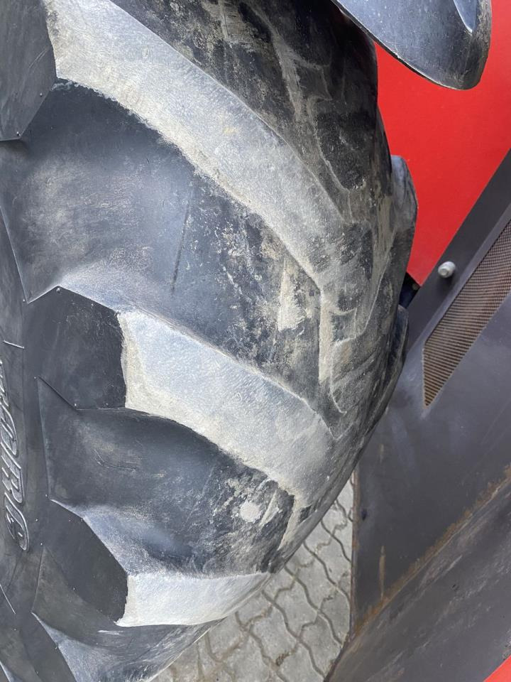 Teleskopický manipulátor Manitou MLT1040-145PS ELITE: obrázek 8