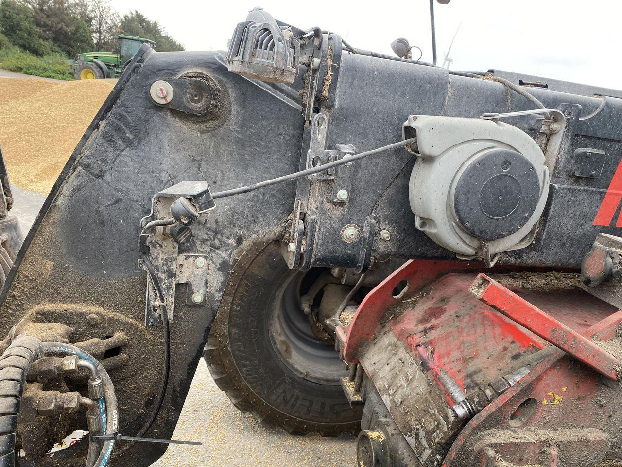 Manitou MLT841-145PS+ ELITE ST5 - Teleskopický manipulátor: obrázek 5 Manitou MLT841-145PS+ ELITE ST5 - Teleskopický manipulátor: obrázek 5