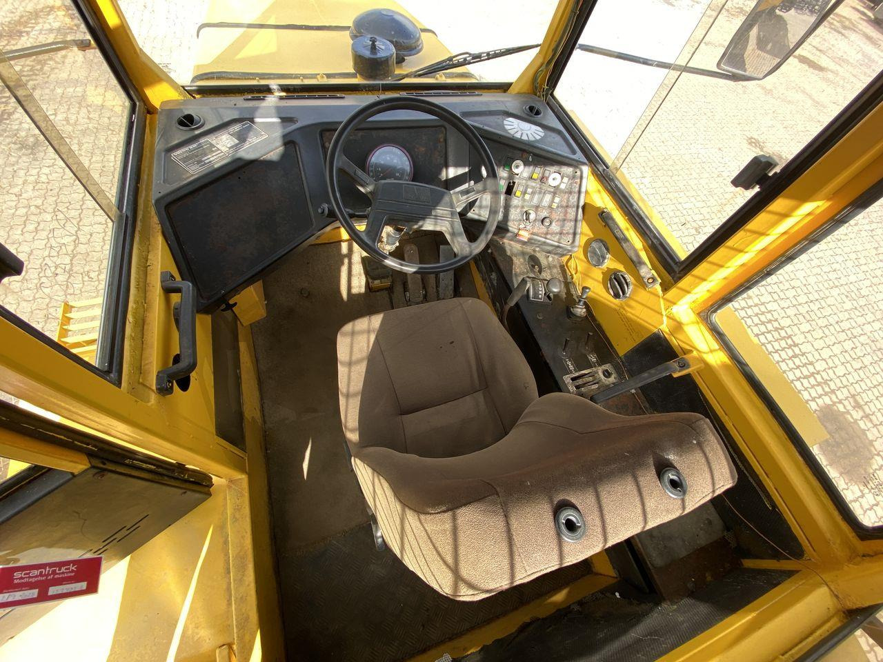 Volvo A20 - Kloubový sklápěč: obrázek 3 Volvo A20 - Kloubový sklápěč: obrázek 3