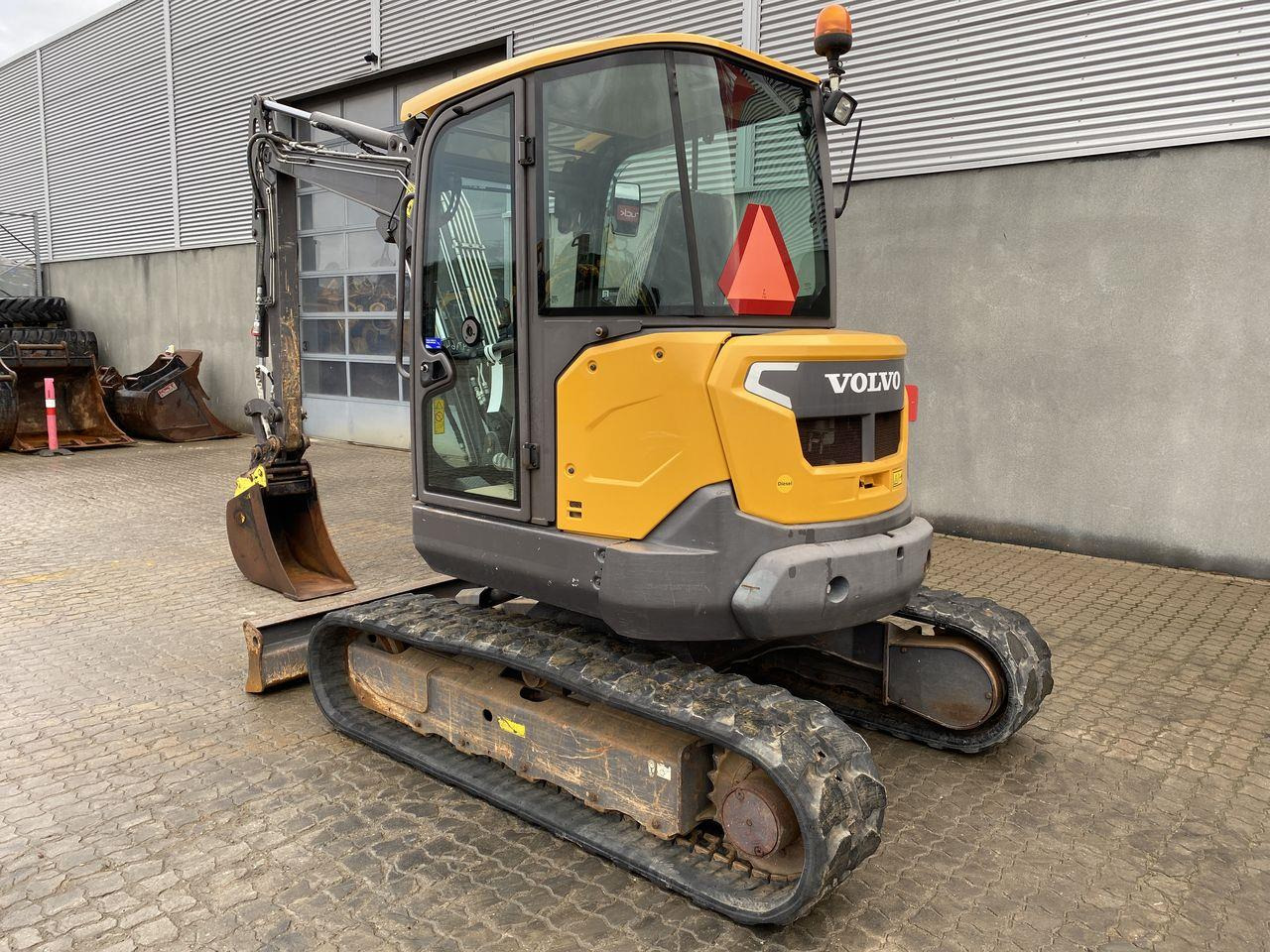 Volvo ECR50 - Mini rýpadlo: obrázek 2 Volvo ECR50 - Mini rýpadlo: obrázek 2