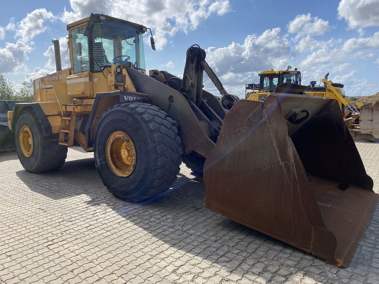 Volvo L150 - Kolový nakladač: obrázek 5 Volvo L150 - Kolový nakladač: obrázek 5