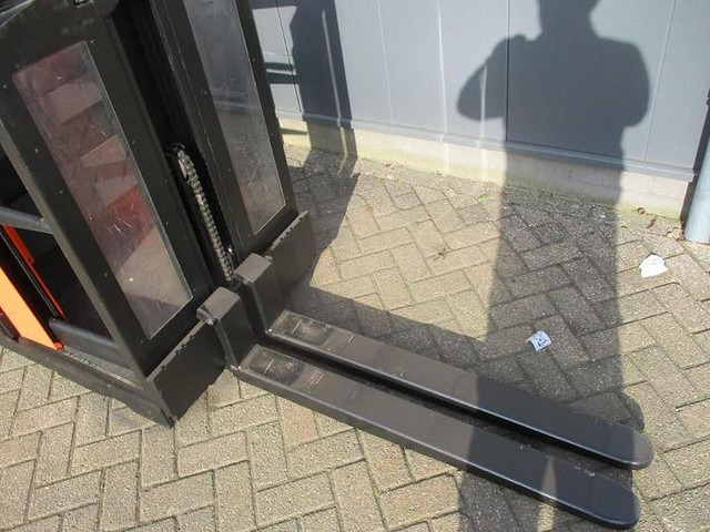 BT OME 100N OPTIO - Vychystávací vozík: obrázek 2 BT OME 100N OPTIO - Vychystávací vozík: obrázek 2