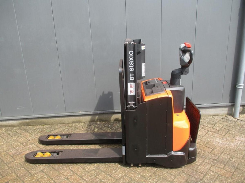 BT SWE 200D - Stohovací vozík: obrázek 1 BT SWE 200D - Stohovací vozík: obrázek 1