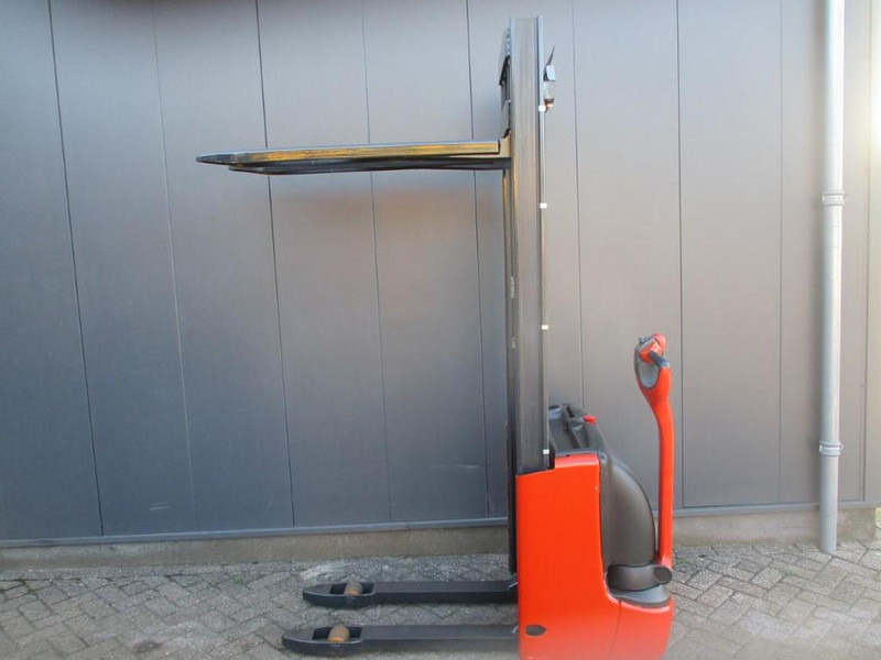 Linde L 10 - Stohovací vozík: obrázek 2 Linde L 10 - Stohovací vozík: obrázek 2