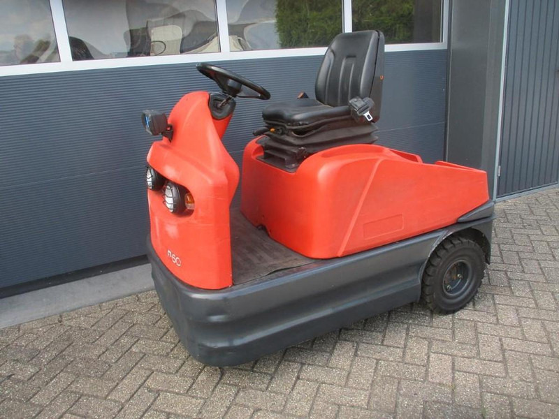 Linde P 60 - Elektrický tahač: obrázek 2 Linde P 60 - Elektrický tahač: obrázek 2