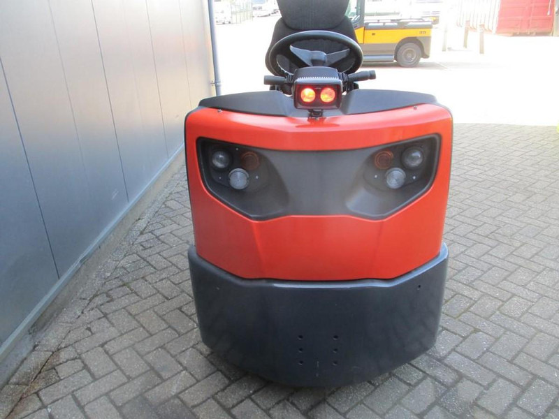 Linde P 60 - Elektrický tahač: obrázek 5 Linde P 60 - Elektrický tahač: obrázek 5