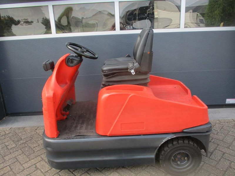 Linde P 60 - Elektrický tahač: obrázek 1 Linde P 60 - Elektrický tahač: obrázek 1