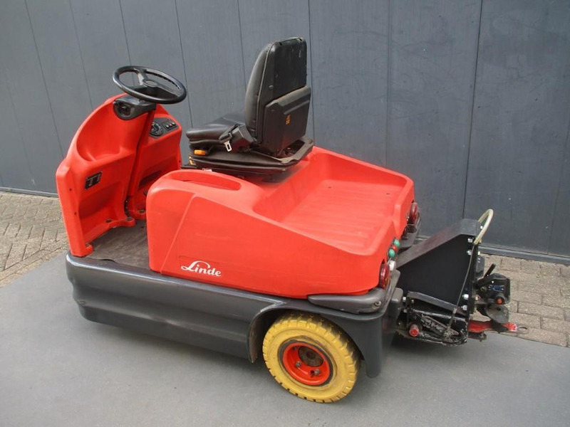 Linde P 60 - Elektrický tahač: obrázek 2 Linde P 60 - Elektrický tahač: obrázek 2