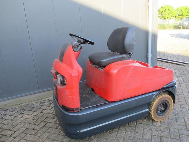 Linde P60 - Elektrický tahač: obrázek 3 Linde P60 - Elektrický tahač: obrázek 3