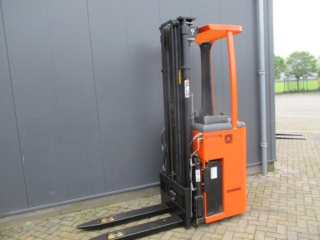 Rocla SST16 TREV 5400 - Stohovací vozík: obrázek 2 Rocla SST16 TREV 5400 - Stohovací vozík: obrázek 2
