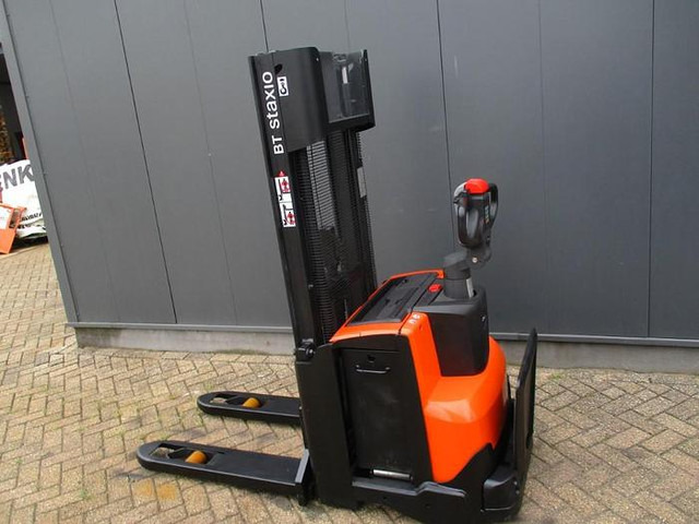 Stohovací vozík Toyota SWE 120: obrázek 1