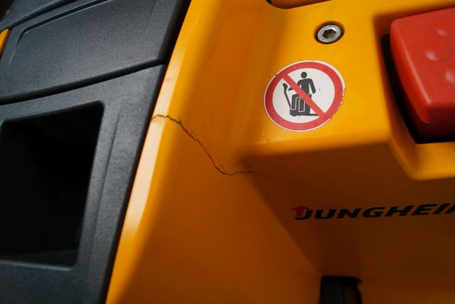 Jungheinrich EJD220 - Stohovací vozík: obrázek 5 Jungheinrich EJD220 - Stohovací vozík: obrázek 5