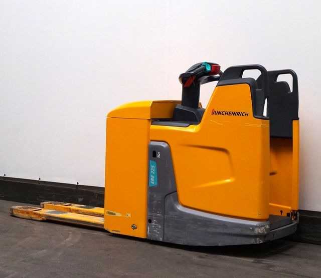 Jungheinrich ERE225 - Paletový vozík: obrázek 2 Jungheinrich ERE225 - Paletový vozík: obrázek 2