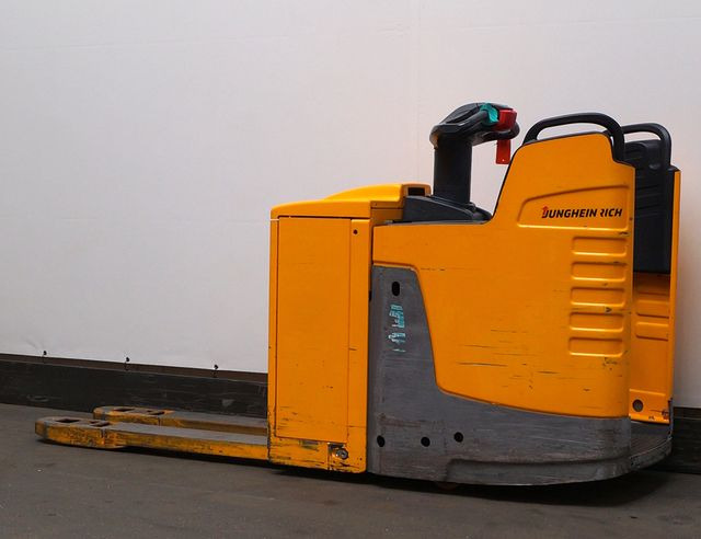 Jungheinrich ERE225 - Paletový vozík: obrázek 2 Jungheinrich ERE225 - Paletový vozík: obrázek 2