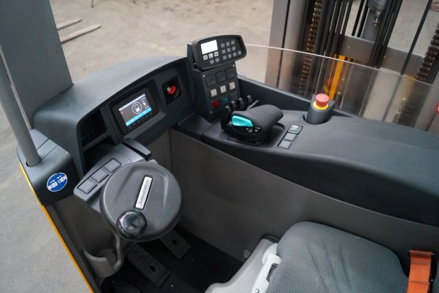 Jungheinrich ETV216 - Retrak: obrázek 3 Jungheinrich ETV216 - Retrak: obrázek 3