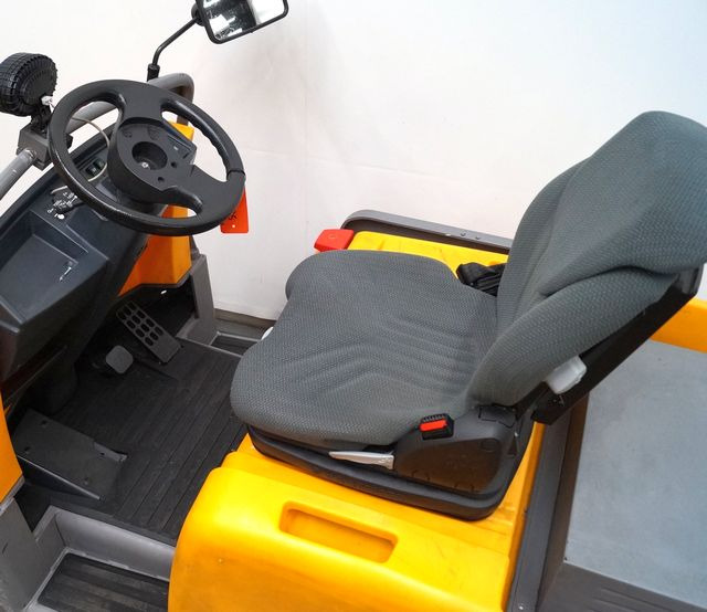 Jungheinrich EZS570 - Elektrický tahač: obrázek 5 Jungheinrich EZS570 - Elektrický tahač: obrázek 5