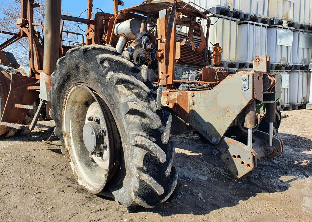 Claas Ares Renault 556 wał blok silnik głowica most zwolnica skrzynia - Převodovka pro Zemědělská technika: obrázek 2 Claas Ares Renault 556 wał blok silnik głowica most zwolnica skrzynia - Převodovka pro Zemědělská technika: obrázek 2
