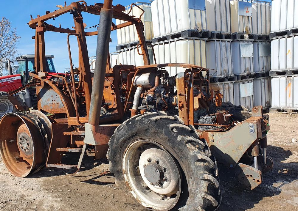 Claas Ares Renault 556 wał blok silnik głowica most zwolnica skrzynia - Převodovka pro Zemědělská technika: obrázek 1 Claas Ares Renault 556 wał blok silnik głowica most zwolnica skrzynia - Převodovka pro Zemědělská technika: obrázek 1