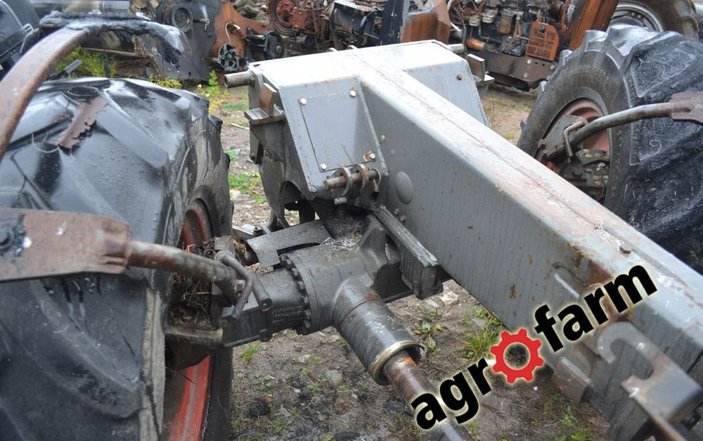 Fendt 380 390 370 GT skrzynia silnik kabina most zwolnica blok zawór - Náhradní díly: obrázek 2 Fendt 380 390 370 GT skrzynia silnik kabina most zwolnica blok zawór - Náhradní díly: obrázek 2
