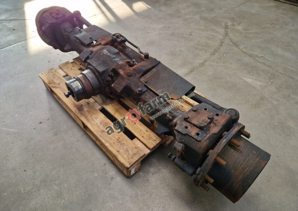 Przedni most Fendt 716 S4 ZF - Transmise: obrázek 1 Przedni most Fendt 716 S4 ZF - Transmise: obrázek 1
