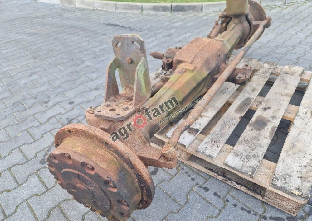 Przedni most Fiat New Holland M135 - Transmise: obrázek 2 Przedni most Fiat New Holland M135 - Transmise: obrázek 2