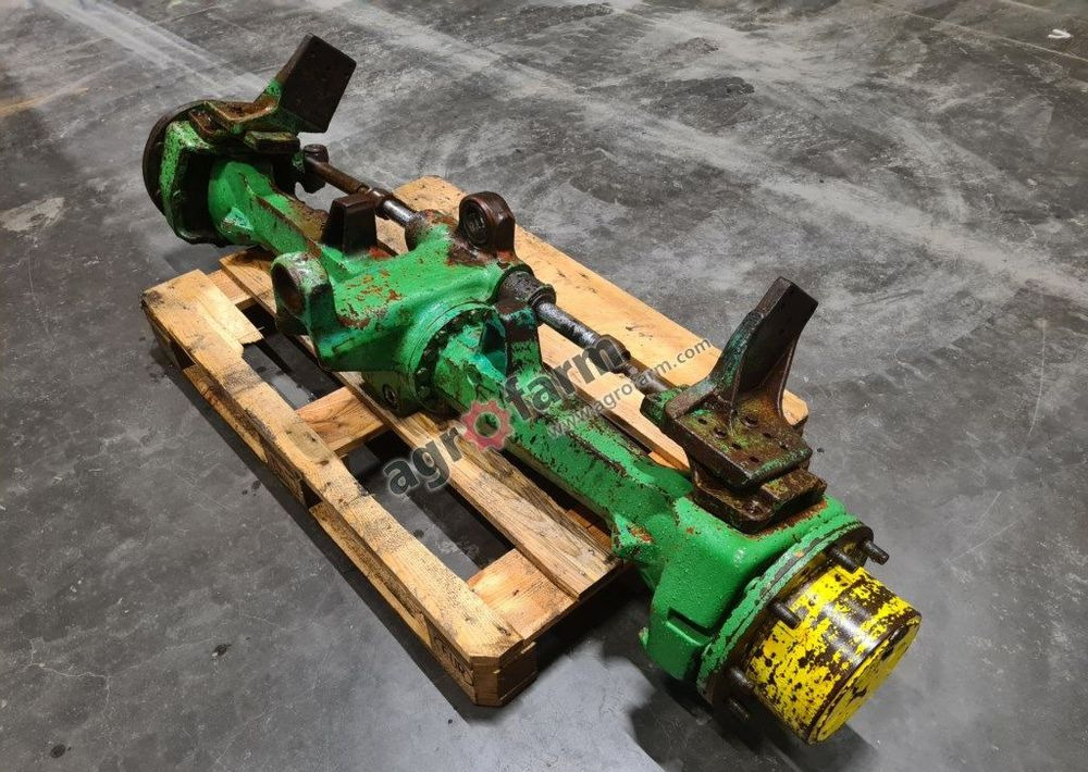 Przedni most John Deere 6210 - Transmise: obrázek 2 Przedni most John Deere 6210 - Transmise: obrázek 2