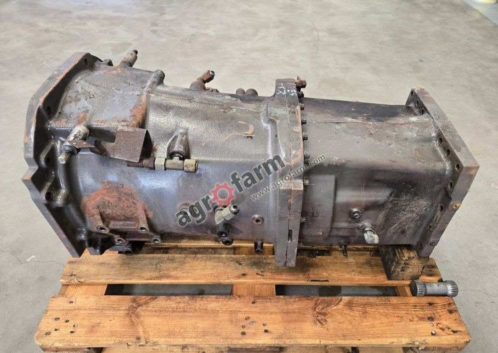 Skrzynia biegów Claas Ares 617, 657, 547, 557, 697 - Převodovka: obrázek 1 Skrzynia biegów Claas Ares 617, 657, 547, 557, 697 - Převodovka: obrázek 1