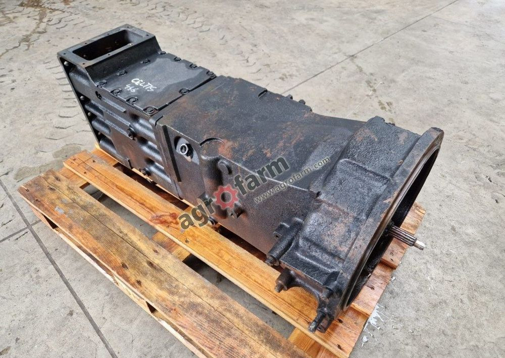 Skrzynia biegów Claas Celtis 446 - Převodovka: obrázek 1 Skrzynia biegów Claas Celtis 446 - Převodovka: obrázek 1