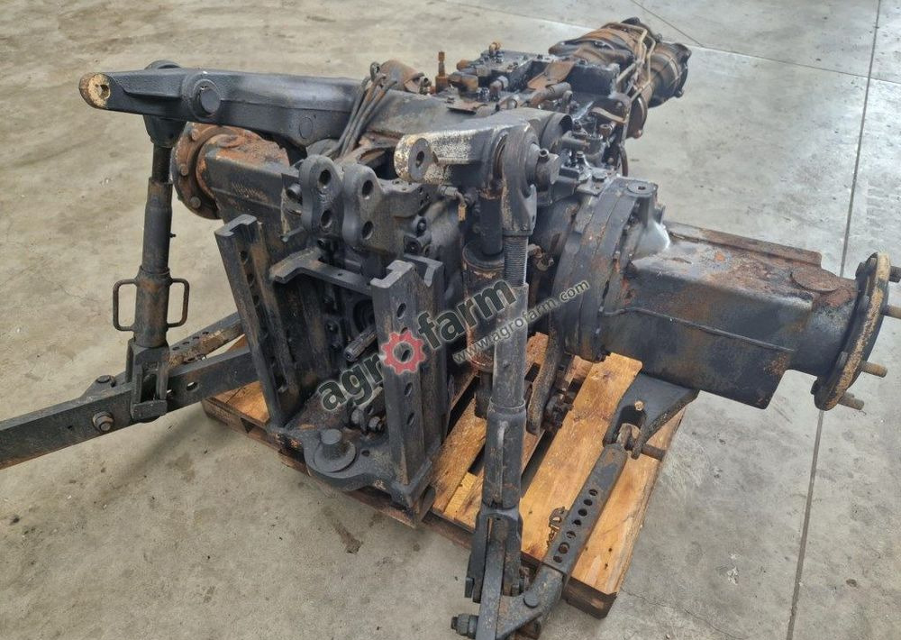 Skrzynia biegów, most tylny Valtra N174 H - Převodovka: obrázek 4 Skrzynia biegów, most tylny Valtra N174 H - Převodovka: obrázek 4