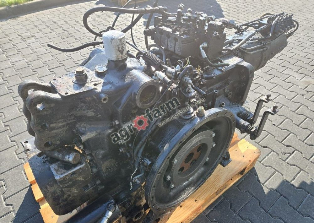 Skrzynia biegów, most tylny Valtra T171, T191 - Převodovka: obrázek 3 Skrzynia biegów, most tylny Valtra T171, T191 - Převodovka: obrázek 3