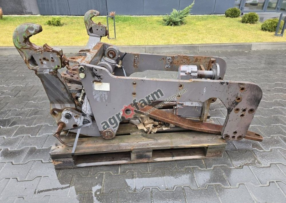 TUZ, przedni podnośnik, WOM, Renault Ares 735 - Karoserie a exteriér pro Traktor: obrázek 4 TUZ, przedni podnośnik, WOM, Renault Ares 735 - Karoserie a exteriér pro Traktor: obrázek 4