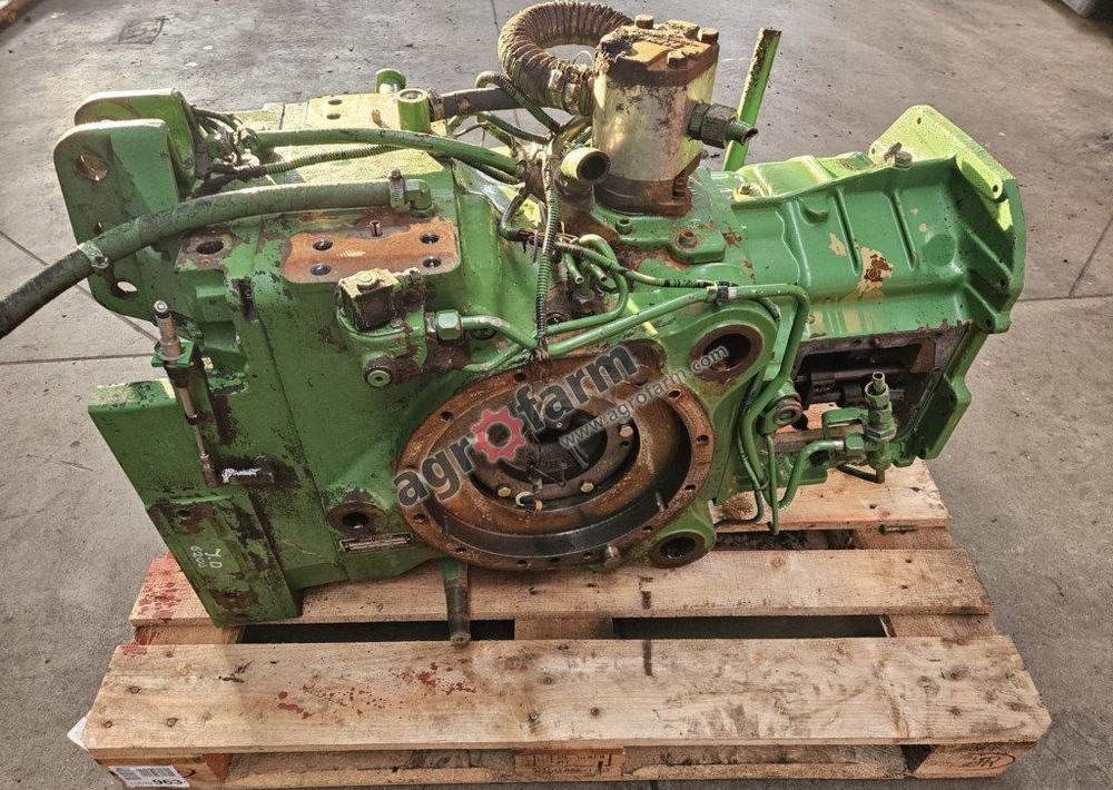 TYLNY MOST I SKRZYNIA BIEGÓW JOHN DEERE L113175 - Převodovka: obrázek 3 TYLNY MOST I SKRZYNIA BIEGÓW JOHN DEERE L113175 - Převodovka: obrázek 3