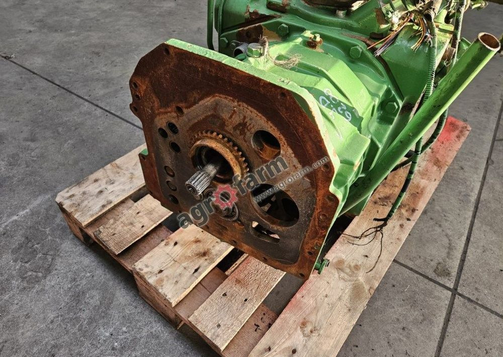TYLNY MOST I SKRZYNIA BIEGÓW JOHN DEERE L113175 - Převodovka: obrázek 4 TYLNY MOST I SKRZYNIA BIEGÓW JOHN DEERE L113175 - Převodovka: obrázek 4