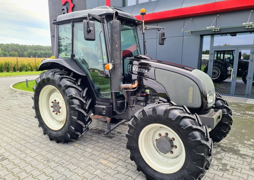 Valtra A93 - Traktor: obrázek 3 Valtra A93 - Traktor: obrázek 3