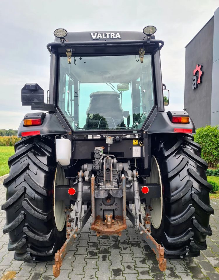 Valtra A93 - Traktor: obrázek 5 Valtra A93 - Traktor: obrázek 5