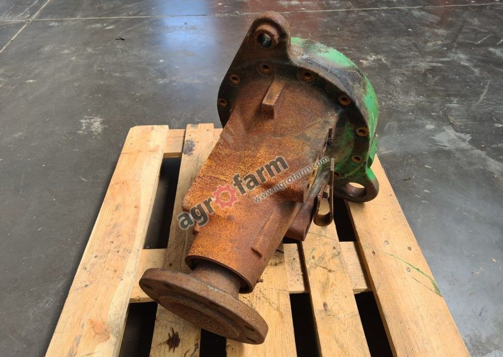 ZWOLNICA RH L111318 JOHN DEERE 6100 6200 6400 - Transmise: obrázek 2 ZWOLNICA RH L111318 JOHN DEERE 6100 6200 6400 - Transmise: obrázek 2