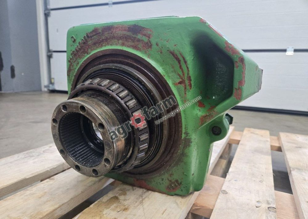 Zwrotnica John Deere 6800, 6900, 6810, 6820 - Transmise: obrázek 1 Zwrotnica John Deere 6800, 6900, 6810, 6820 - Transmise: obrázek 1