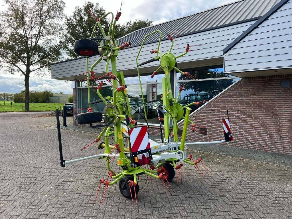 Claas Volto 700 - Obraceč/ Shrnovač: obrázek 2 Claas Volto 700 - Obraceč/ Shrnovač: obrázek 2