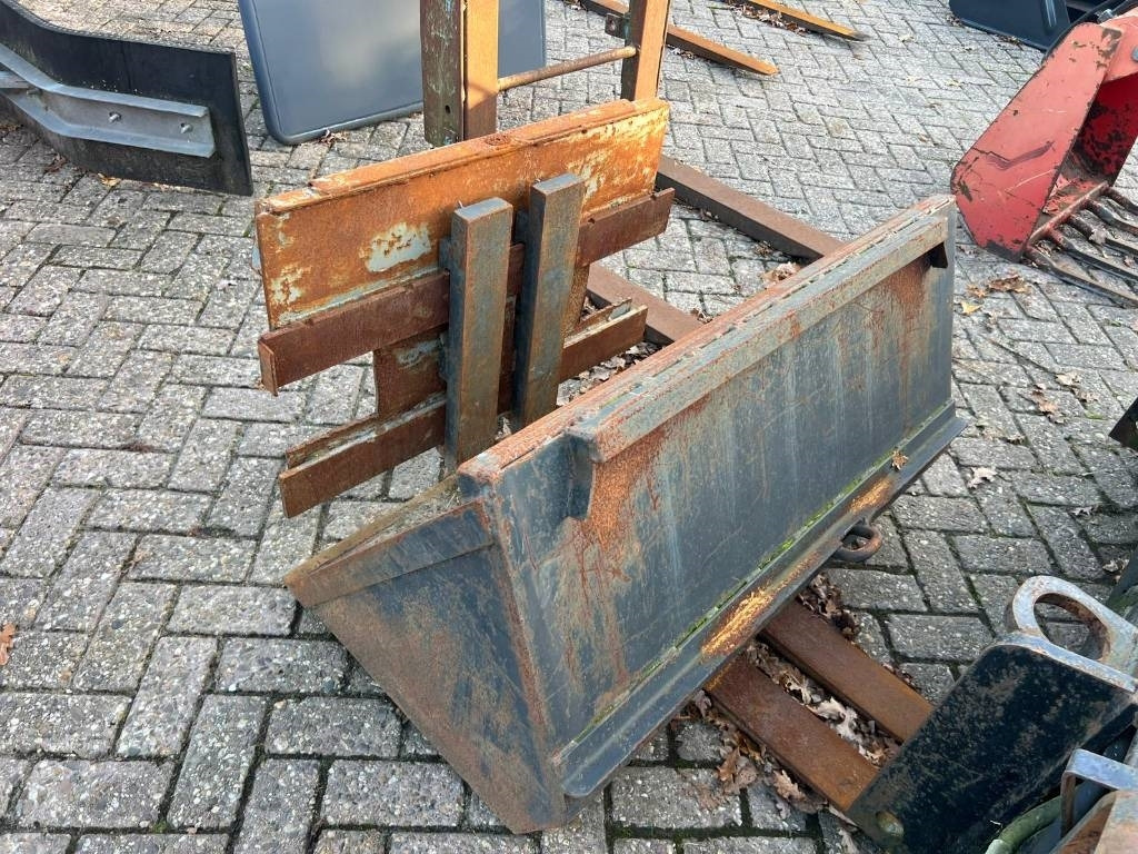 Kloubový nakladač Fuchs F 853 H: obrázek 17