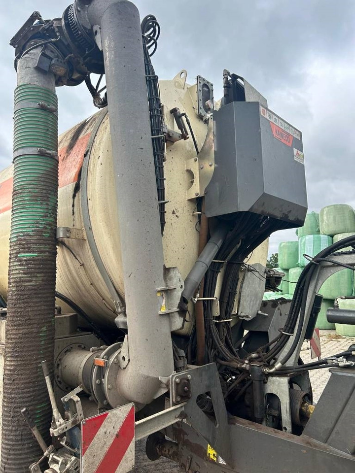 Kaweco Double Twin Shift 16 m3 - Fekální cisterna: obrázek 3 Kaweco Double Twin Shift 16 m3 - Fekální cisterna: obrázek 3