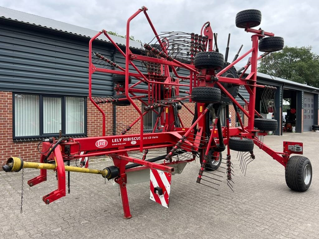 Lely Hibiscus 915 CD Vario - Obraceč/ Shrnovač: obrázek 1 Lely Hibiscus 915 CD Vario - Obraceč/ Shrnovač: obrázek 1