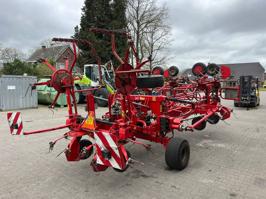 Lely Lotus 1325 - Obraceč/ Shrnovač: obrázek 5 Lely Lotus 1325 - Obraceč/ Shrnovač: obrázek 5