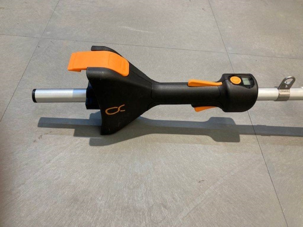 Pellenc Excelion Alpha  - Sekačka na trávu: obrázek 2 Pellenc Excelion Alpha  - Sekačka na trávu: obrázek 2